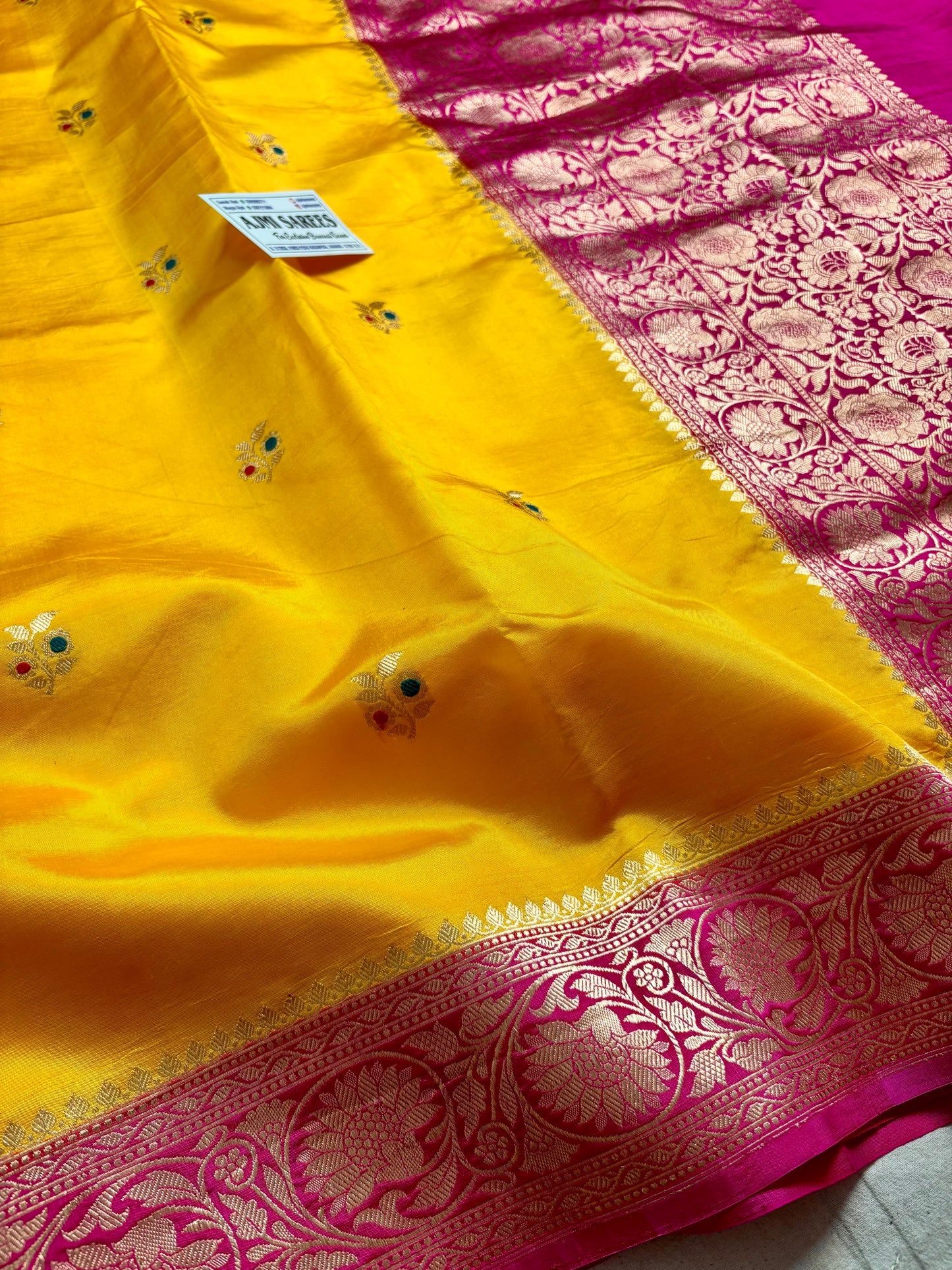 Banarasi handloom saree gold striped body pink border detail