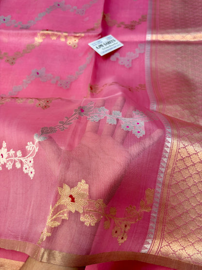 Pure handloom Banarasi saree with all-over Leheriya Jangla design