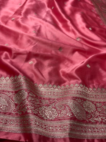 Traditional strawberry pink banarasi saree with small zari motifs