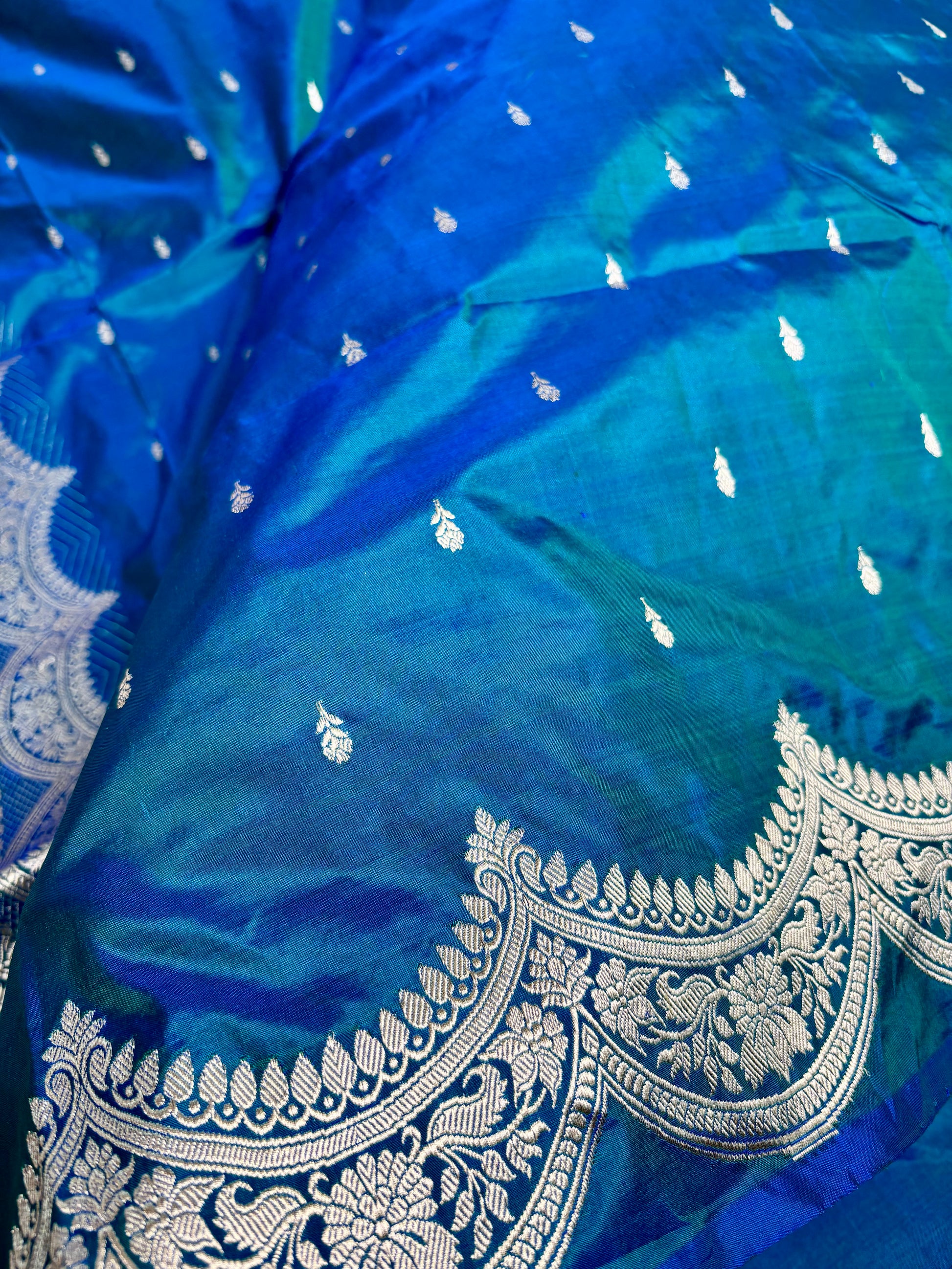 handloom kadwa banarasi saree peacock blue silk traditional weaving