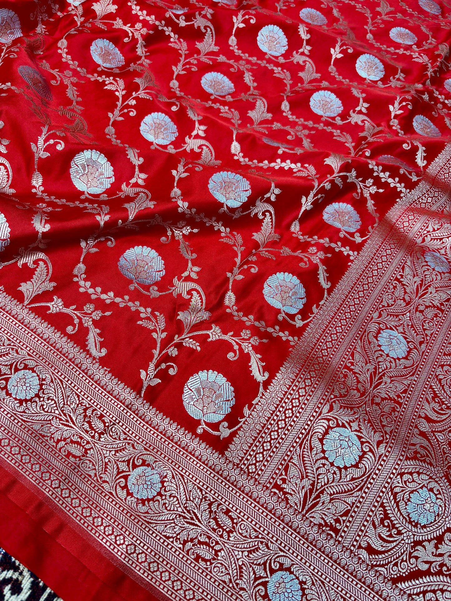 traditional red saree with sona rupa jaal pattern
