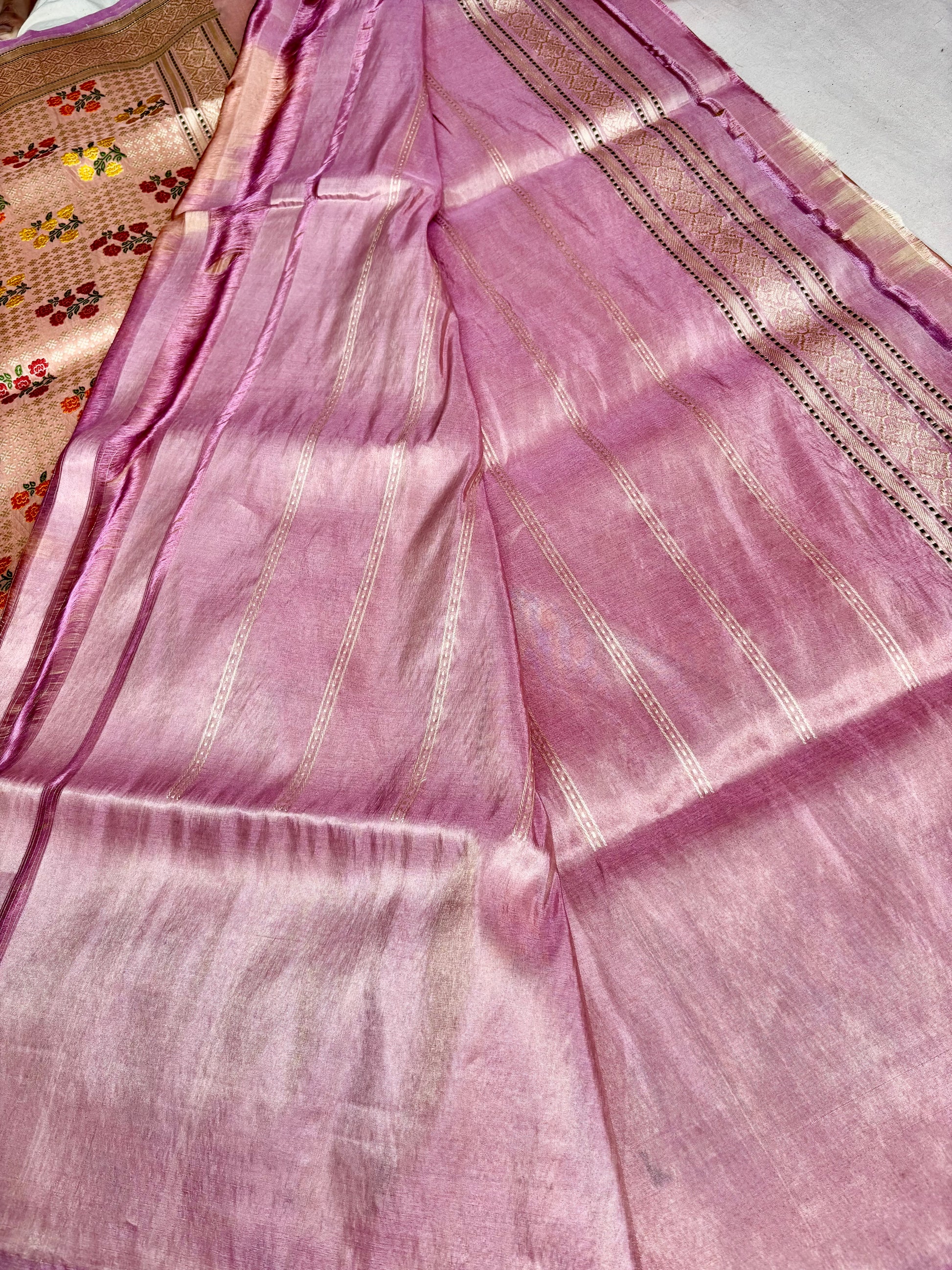 Premium Pure Silk Banarasi Saree with Tilfi Floral Border and Kadwa Weaving