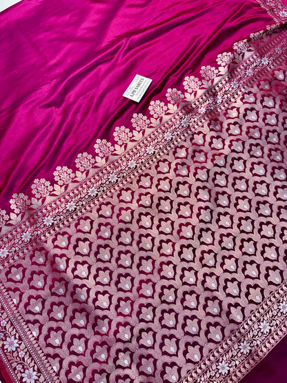 Magenta red dual tone Mashru Katan silk Banarasi saree with Meenakari zari