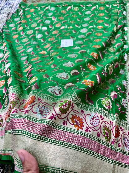 100% Pure Katan Silk Handloom Banarasi Saree – Emerald Green Tilfi Meenakari Floral Jaal Banarasi Saree