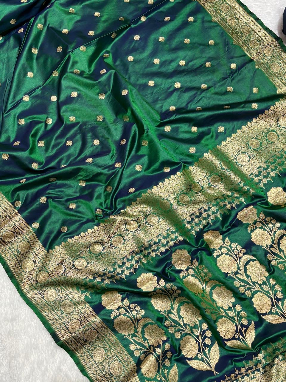 Premium Red Mashru Katan Silk Banarasi Saree with Golden Zari Floral Border & Buti Motifs Emrald Green Banarasi Saree
