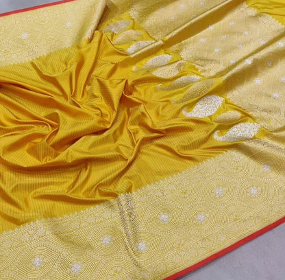 100% Pure Katan Silk Handloom Kadwa Banarasi Saree with Fine Stripes Pure Katan Silk Banarasi Saree