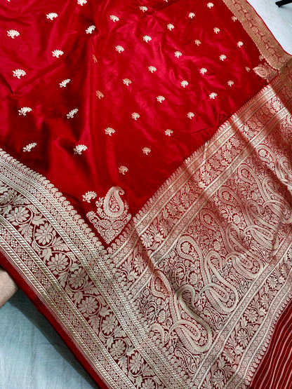 100% Pure Katan Silk Handloom Banarasi Saree – Bloody Red Kadwa Buti with Traditional Koniya Pure Katan Silk Banarasi Saree