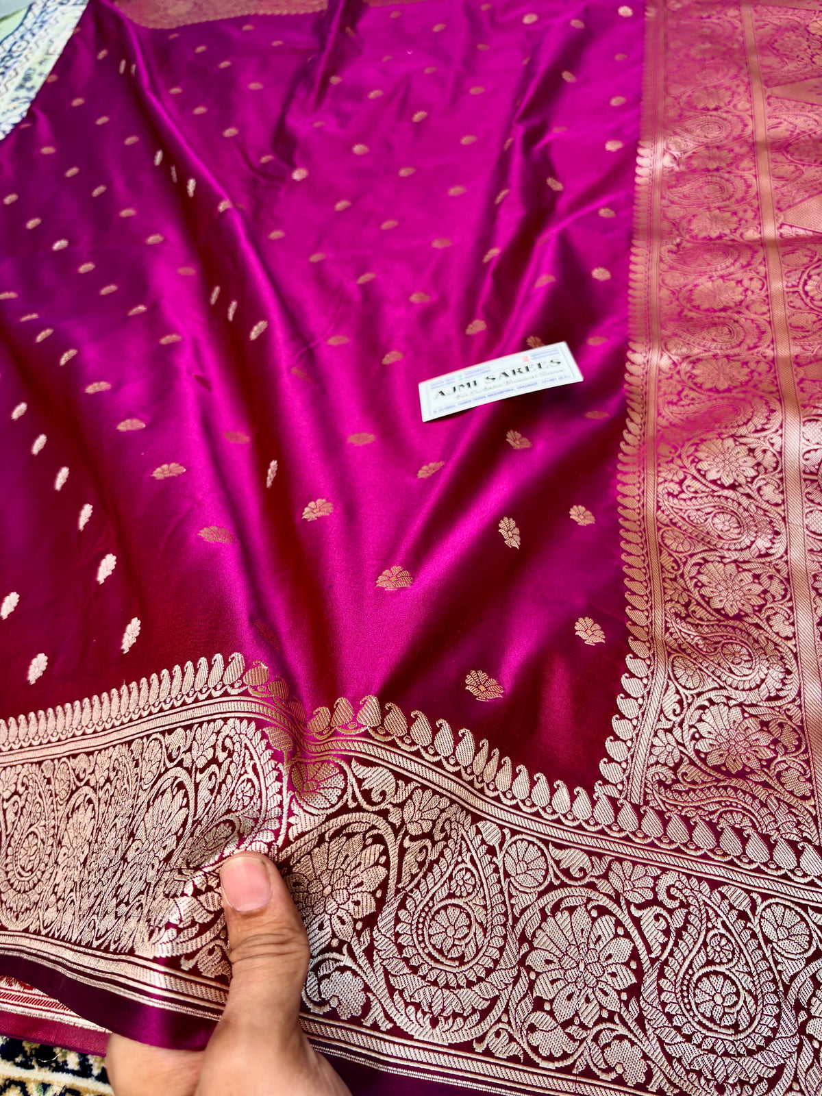 Premium Dual-Tone Burgundy Mashru Katan Silk Banarasi Saree – All-Over Motifs Banarasi Saree