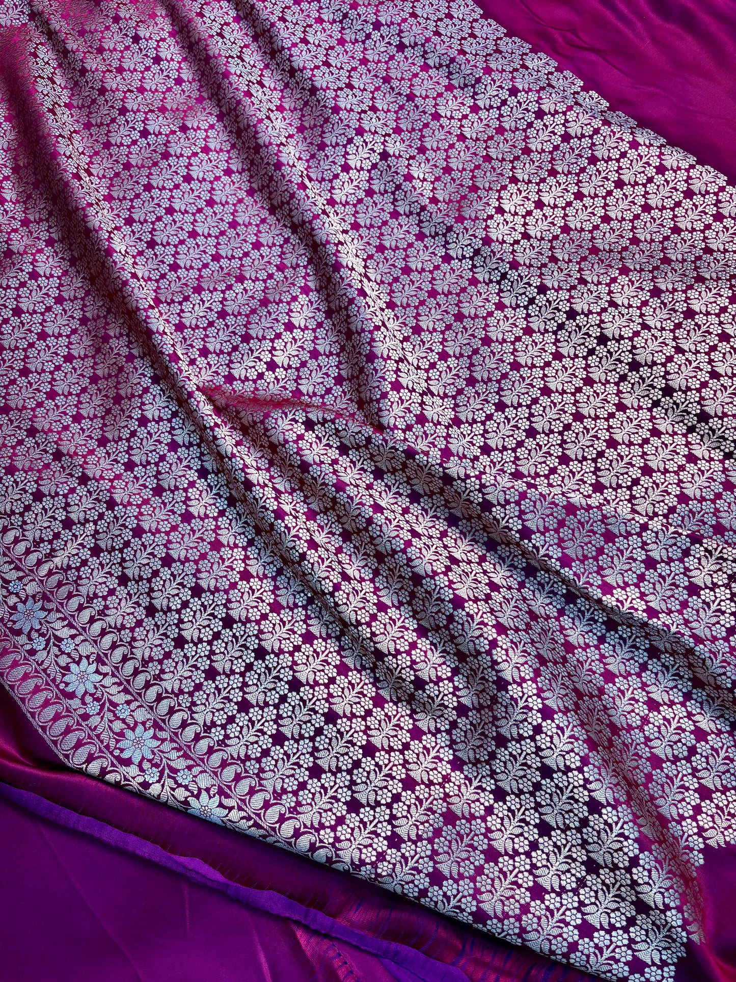 Dual tone magenta red Banarasi silk saree with brocade blouse piece