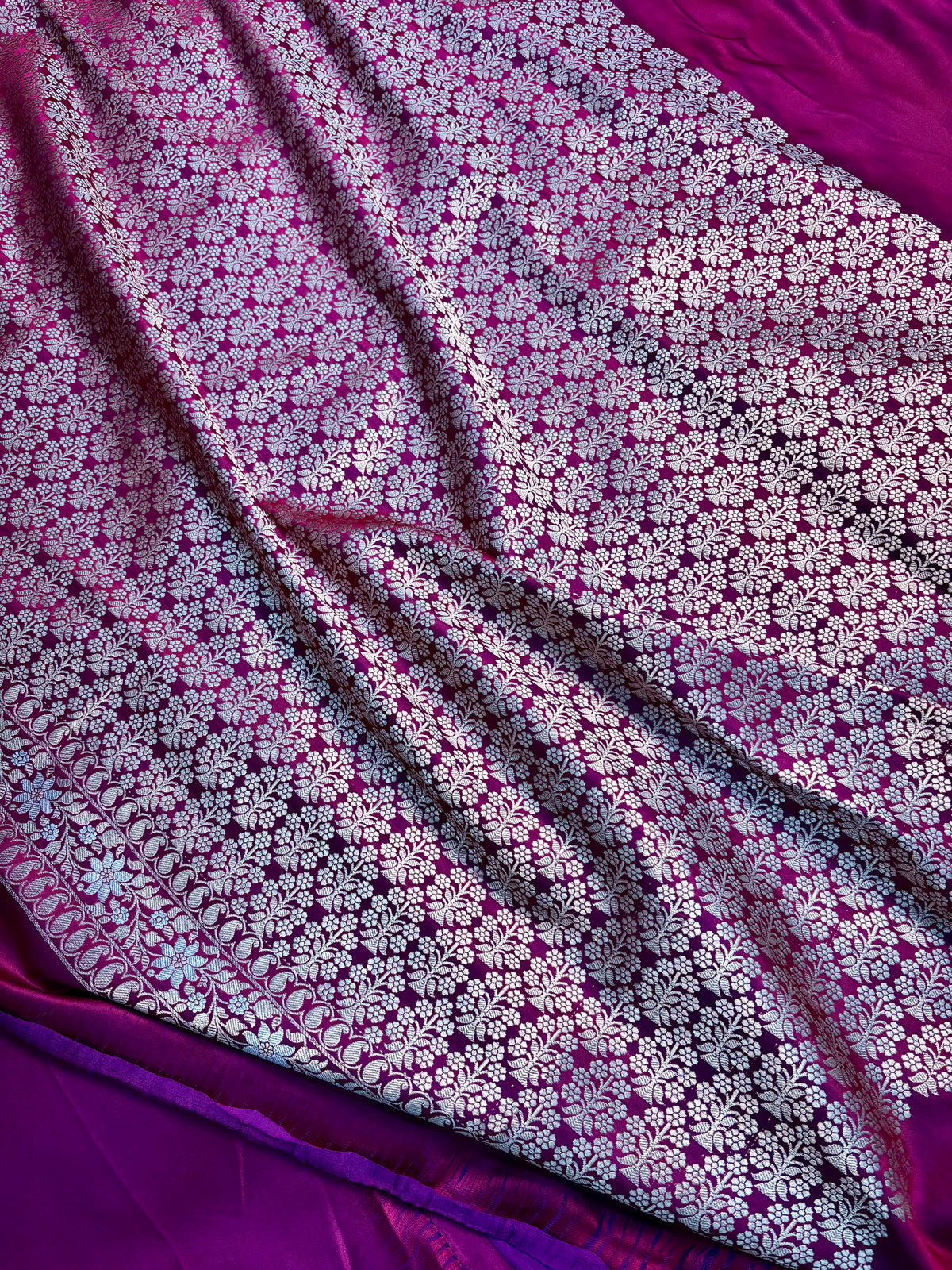 Dual tone magenta red Banarasi silk saree with brocade blouse piece