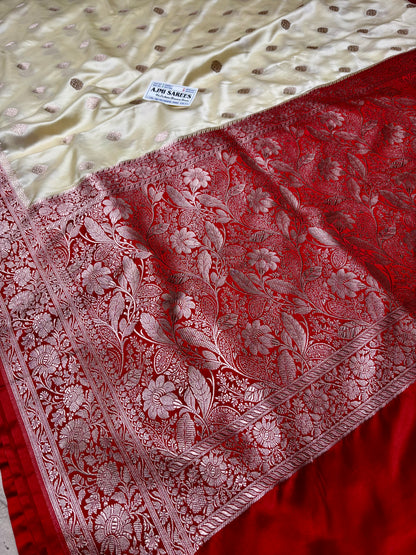 Traditional Mashru Katan Silk Saree with Gold Zari Booti Design