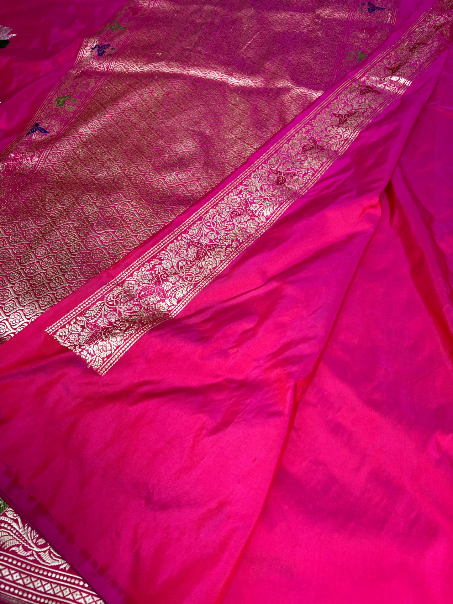 Luxury Bridal Banarasi Saree in Dual Tone Rani Red