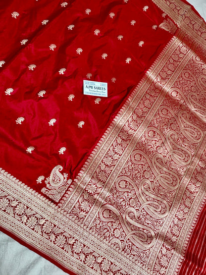 100% Pure Katan Silk Handloom Banarasi Saree – Bloody Red Kadwa Buti with Traditional Koniya Pure Katan Silk Banarasi Saree