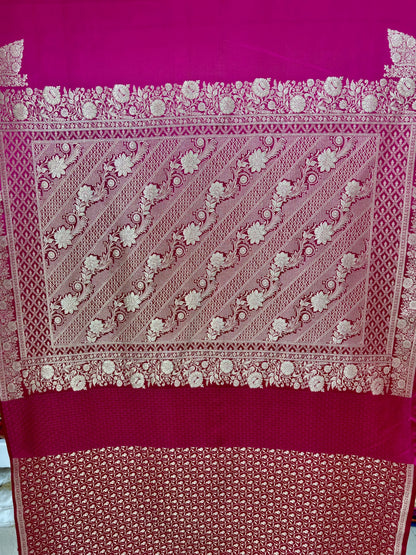 Luxury Mashru Katan Silk Banarasi Saree with Corner Motif Banarasi Saree