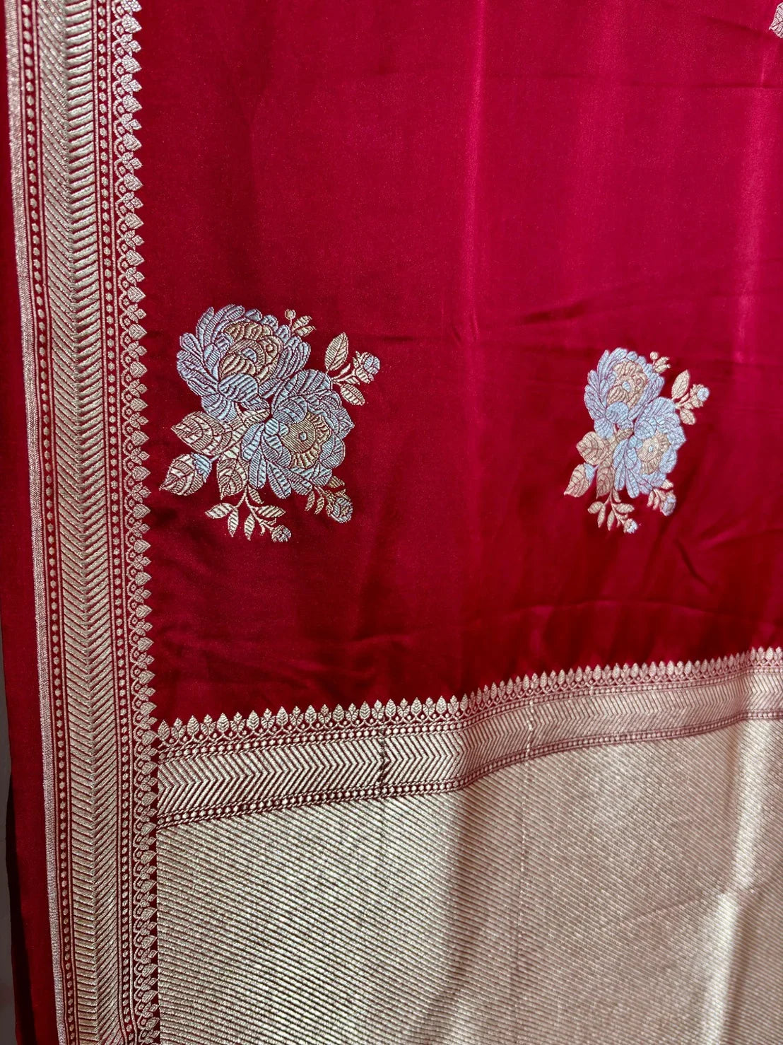 Premium Mashru Katan Silk Banarasi Saree With All Over Sona Rupa Motifs Banarasi Saree
