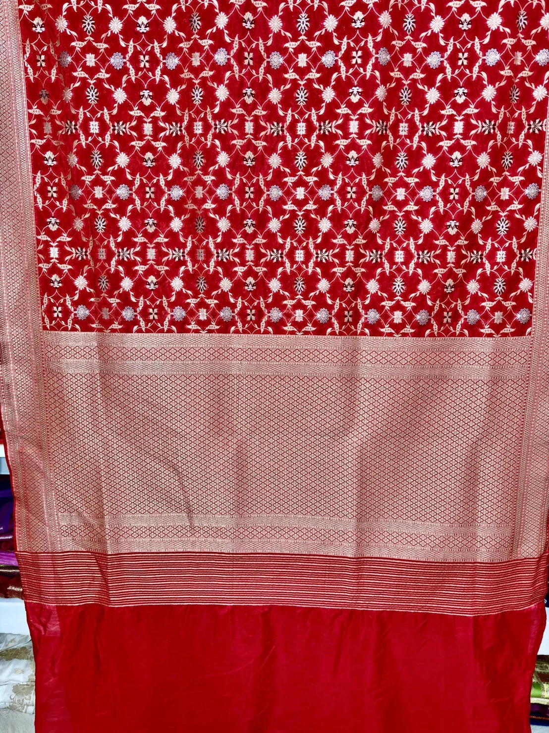 Traditional Red Crepe Silky Katan Banarasi Saree – Jaal Design Bridal Saree