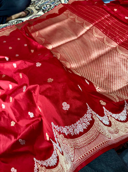 100% Pure Katan Silk Handloom Kadwa Banarasi Saree - All Over Sona Rupa Motifs Pure Katan Silk Banarasi Saree