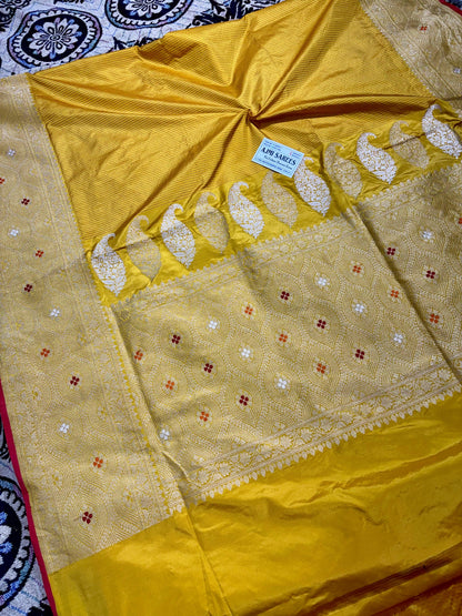 100% Pure Katan Silk Handloom Kadwa Banarasi Saree with Fine Stripes Pure Katan Silk Banarasi Saree