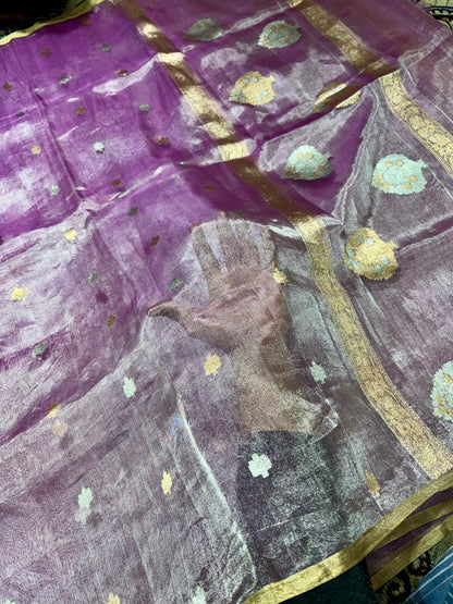 100% Pure Kora Tissue Handloom Banarasi Saree with All-Over Sona Rupa Kadwa Motifs Pure kora tissue silk banarasi saree