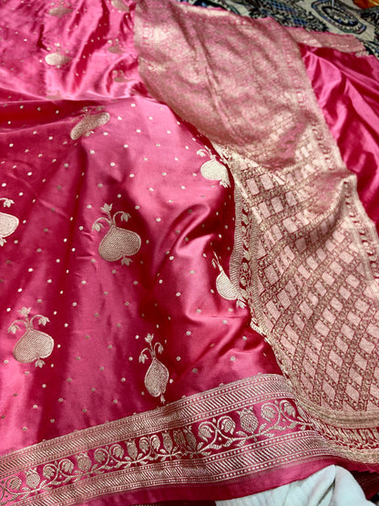 Strawberry Pink Fancy Mashru Katan Silk Banarasi Saree Mashru Katan Silk Banarasi Saree