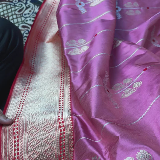 Traditional kadhiyal Banarasi saree with intricate zari weaving
