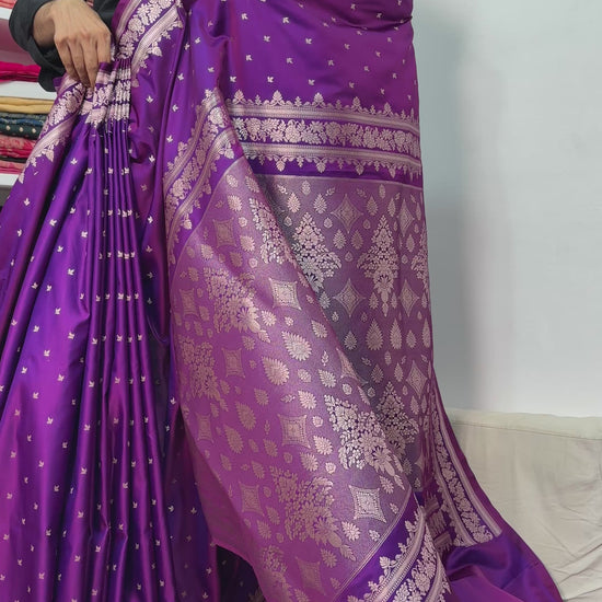 zari woven floral border banarasi saree mashru silk