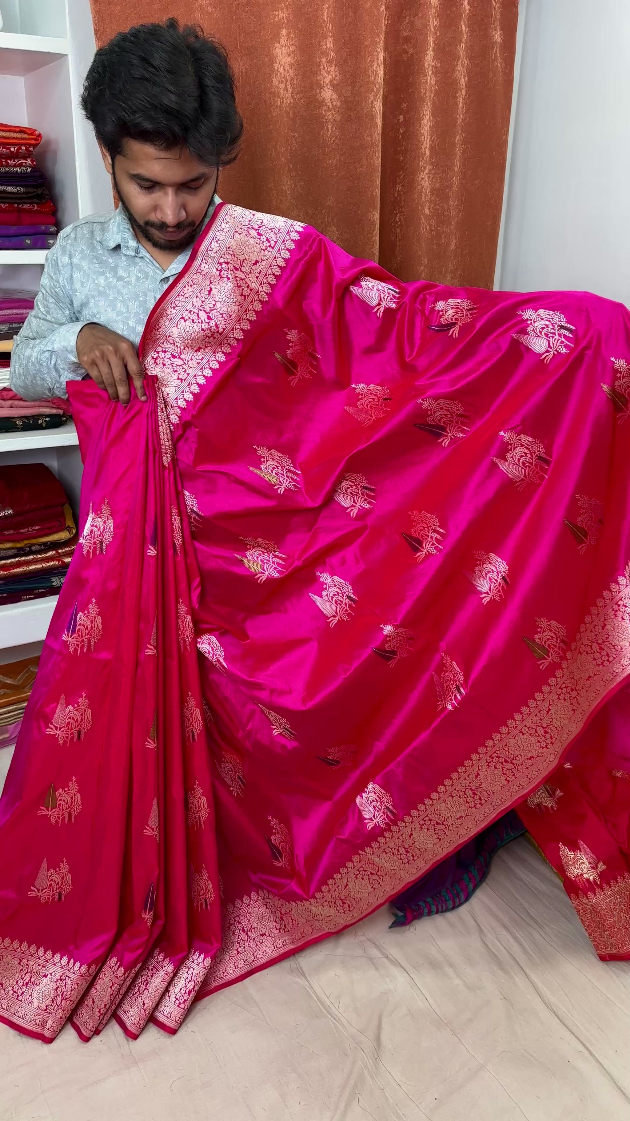 pure katan silk dual tone rani red saree tilfi buta handloom banarasi